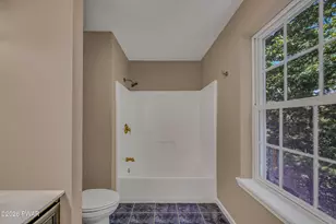102 Eagle Rock Rd, Lackawaxen, PA 18435 - Photo 15