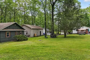 24 Holland Rd, Hawley, PA 18428 - Photo 9