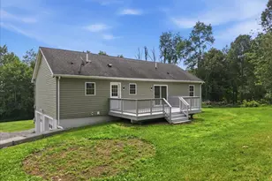 44 Long Meadow Dr, Honesdale, PA 18431 - Photo 17