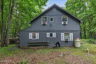135 Forest View Dr, Hawley, PA 18428 - Photo 51