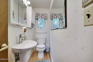 135 Forest View Dr, Hawley, PA 18428 - Photo 45