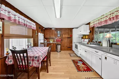 164 E Sterling Road, Newfoundland, PA 18445 - Photo 7