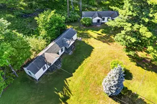 164 E Sterling Rd, Newfoundland, PA 18445 - Photo 5