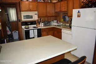 131 Basswood Dr, Lords Valley, PA 18428 - Photo 15