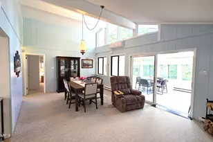 111 Cottonwood Dr, Lords Valley, PA 18428 - Photo 23