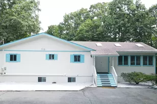 111 Cottonwood Dr, Lords Valley, PA 18428 - Photo 3