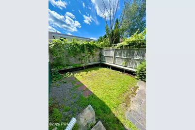17 1/2 Belmont Street, Carbondale, PA 18407 - Photo 13