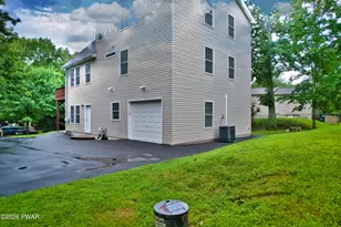 187 Skyview Rd, Dingmans Ferry, PA 18328 - Photo 7