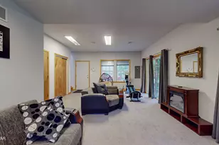 187 Skyview Rd, Dingmans Ferry, PA 18328 - Photo 33