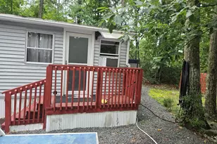 222 Tribes Dr, Shohola, PA 18458 - Photo 9