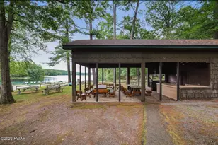 102 Redstart Ct, Hawley, PA 18428 - Photo 29