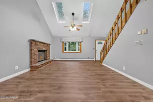 124 Blackberry Dr, Milford, PA 18337 - Photo 3