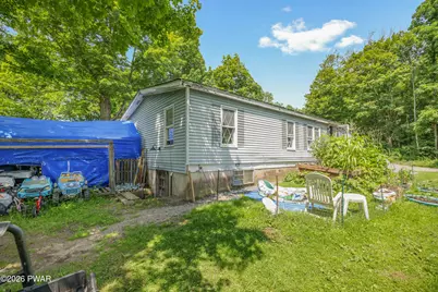 206 Old Schoolhouse Road, Greentown, PA 18426 - Photo 5