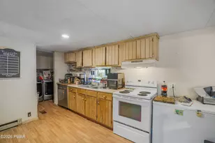 206 Old Schoolhouse Rd, Greentown, PA 18426 - Photo 33