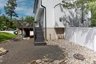 100 Redwood Ct, Milford, PA 18337 - Photo 29