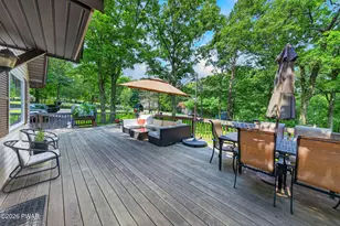 100 Westwood Dr, Dingmans Ferry, PA 18328 - Photo 15