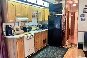 204 Big Bass Dr, Milford, PA 18337 - Photo 7