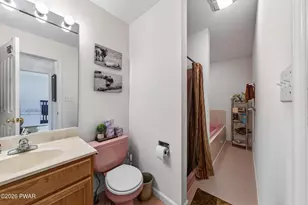 107 Heather Hill Rd, Dingmans Ferry, PA 18328 - Photo 11
