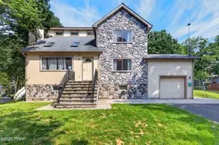 107 Heather Hill Rd, Dingmans Ferry, PA 18328 - Photo 1