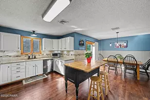 449 Huckleberry Rd, Newfoundland, PA 18445 - Photo 17