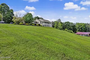 449 Huckleberry Rd, Newfoundland, PA 18445 - Photo 77