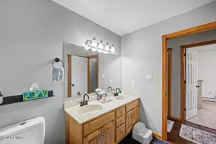 449 Huckleberry Rd, Newfoundland, PA 18445 - Photo 43