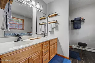 449 Huckleberry Rd, Newfoundland, PA 18445 - Photo 35
