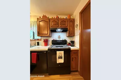 140 Hillside Drive, Lords Valley, PA 18428 - Photo 11