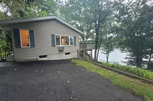 158 W Shore Dr, Dingmans Ferry, PA 18328 - Photo 5