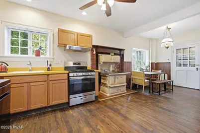 203 W Harford Street, Milford, PA 18337 - Photo 25