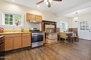 203 W Harford St, Milford, PA 18337 - Photo 25