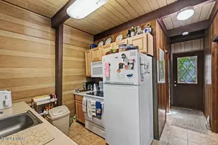 552 Lakeview Dr E, Lake Ariel, PA 18436 - Photo 35