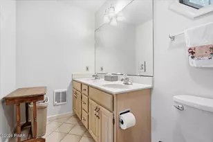 126 Winterberry Dr, Milford, PA 18337 - Photo 31