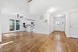126 Winterberry Dr, Milford, PA 18337 - Photo 7