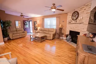 8 Millwood Pl, Lake Ariel, PA 18436 - Photo 11