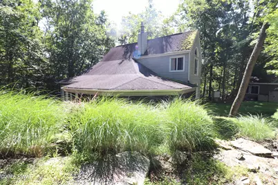 184 Falling Waters Boulevard, Lackawaxen, PA 18435 - Photo 5