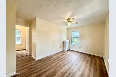 53 Grove Street, Carbondale, PA 18407 - Photo 37