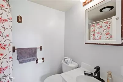 92 Dennis Road, Honesdale, PA 18431 - Photo 17