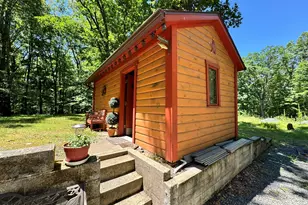 131 Deerpark Ln, Hawley, PA 18428 - Photo 35