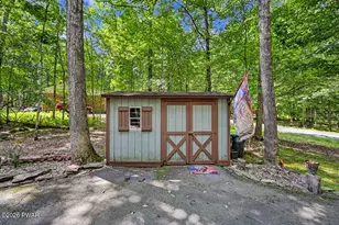 198 Upper Lakeview Dr, Hawley, PA 18428 - Photo 55
