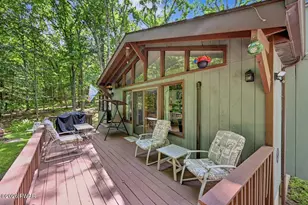 198 Upper Lakeview Dr, Hawley, PA 18428 - Photo 15