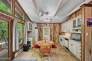 198 Upper Lakeview Dr, Hawley, PA 18428 - Photo 25