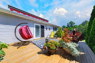 100 Maple Ave, Matamoras, PA 18336 - Photo 3