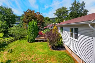 100 Maple Ave, Matamoras, PA 18336 - Photo 37