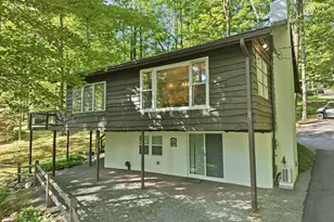 112 N Maple Ln, Greentown, PA 18426 - Photo 5