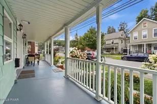 205 Maple Ave, Hawley, PA 18428 - Photo 11