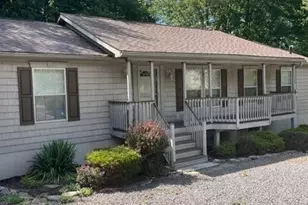 570/2140 E Lakeview Dr, Lake Ariel, PA 18436 - Photo 1
