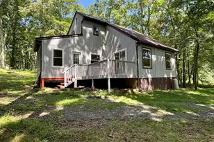 142 Doe Loop, Bushkill, PA 18324 - Photo 1