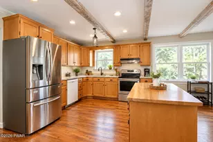 117 Alfred Dr, Greentown, PA 18426 - Photo 3