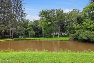 562 Swamp Brook Rd, Hawley, PA 18428 - Photo 53